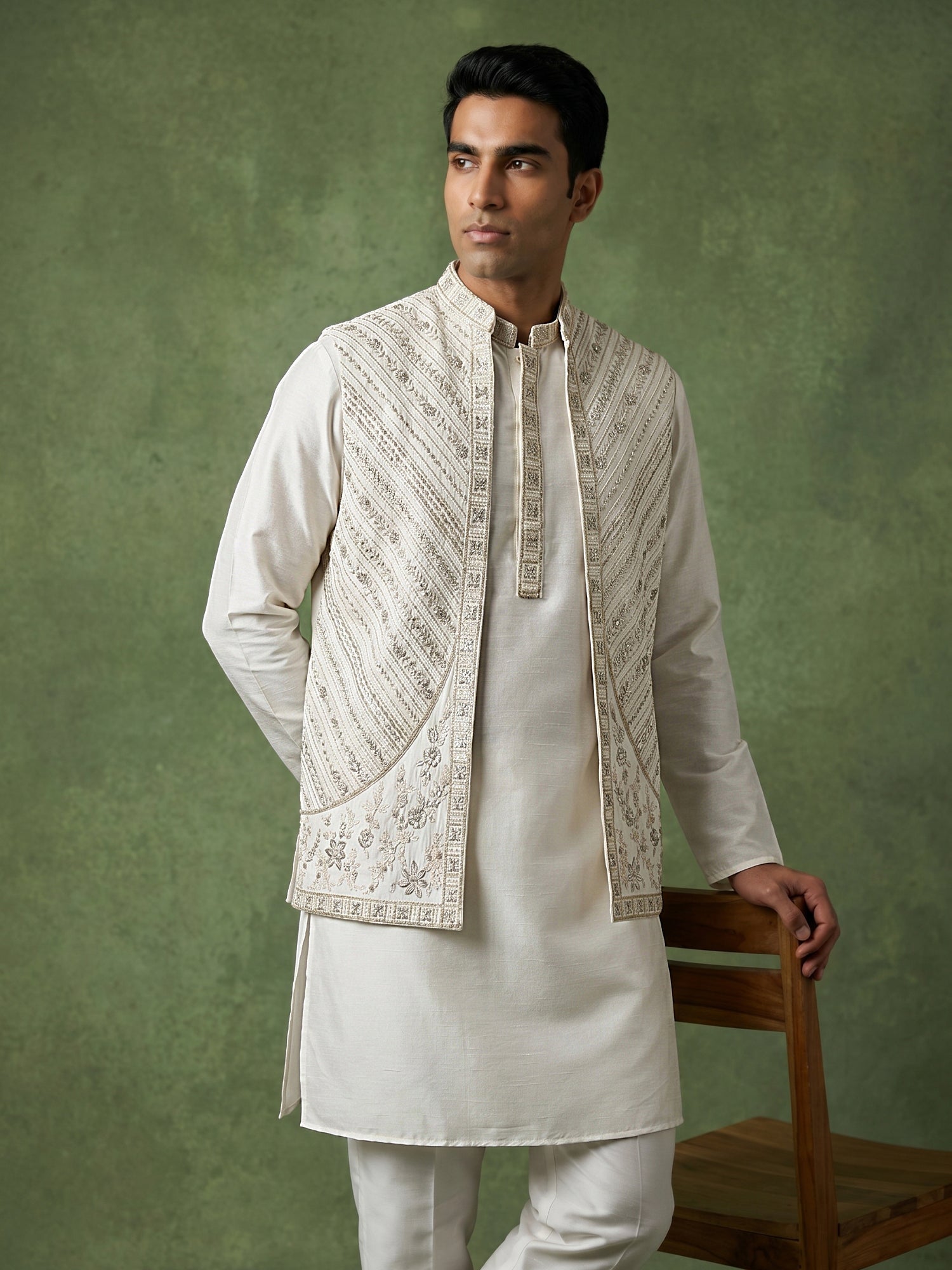 DesiQlo Men Embroidered Nehru Jacket and Kurta Pyjama S - 65KPWCS_5559