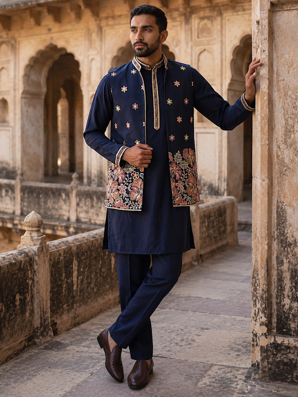 DesiQlo Men Embroidered Nehru Jacket and Kurta Pyjama S - 65 18navy