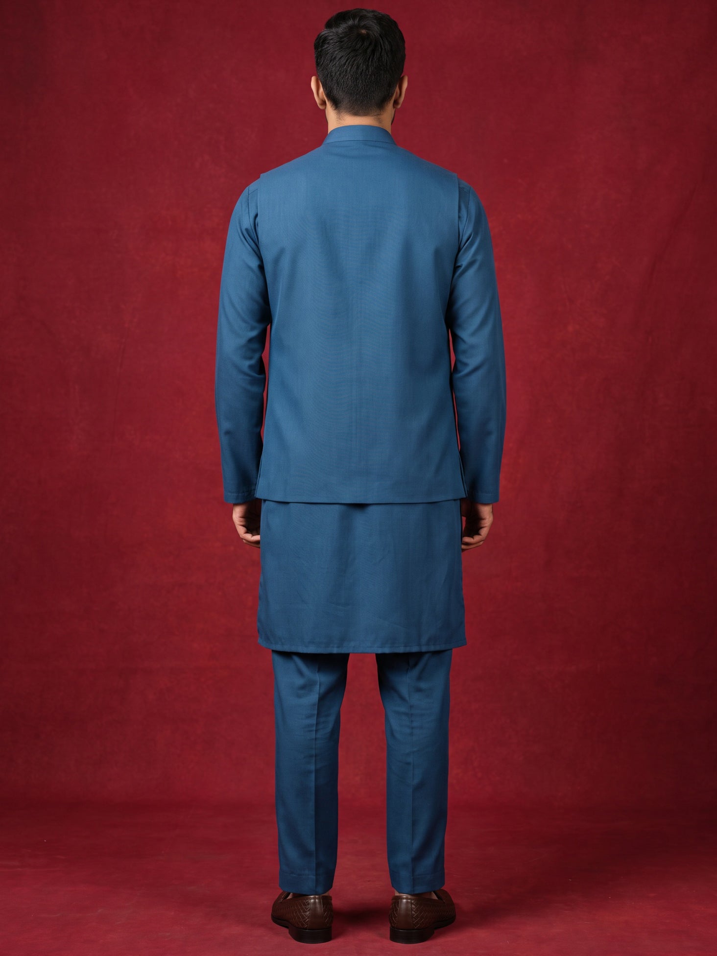 DesiQlo Men Embroidered Nehru Jacket and Kurta Pyjama S - 65 eacock