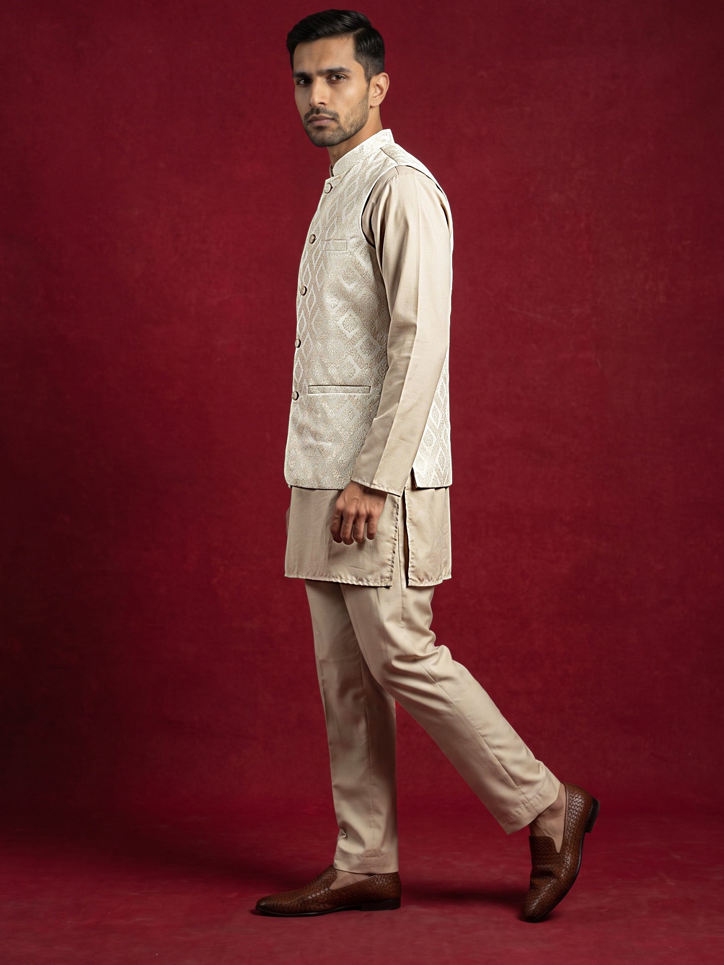DesiQlo Men Woven Design Nehru Jacket and Kurta Pyjama  - 65KPWC_5586B