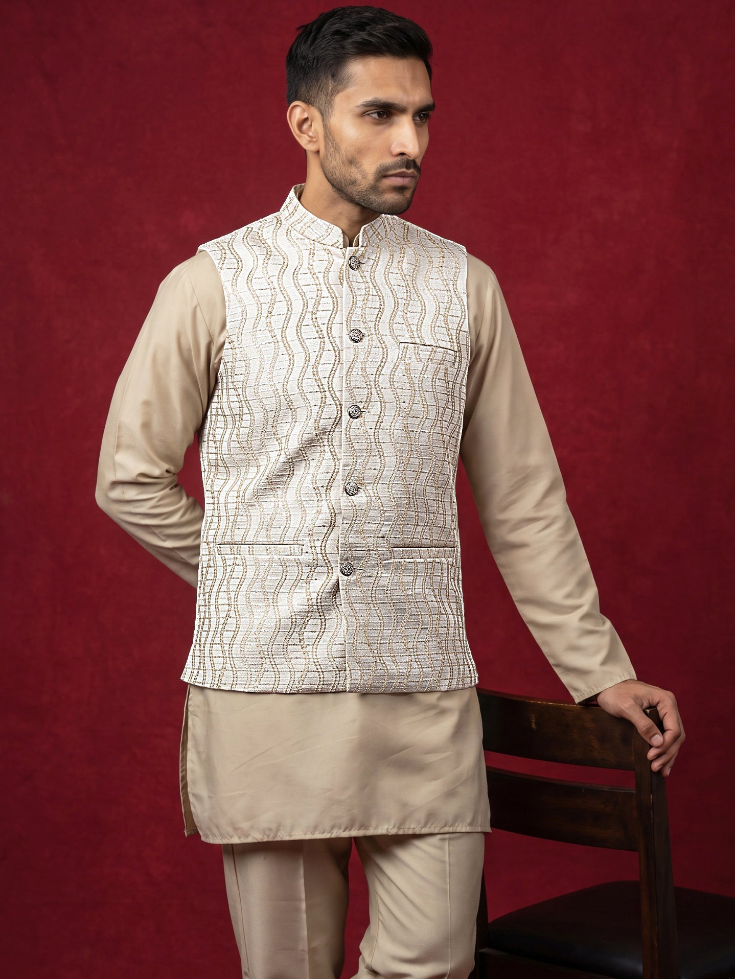 DesiQlo Men Woven Design Nehru Jacket and Kurta Pyjama  - 65 0white