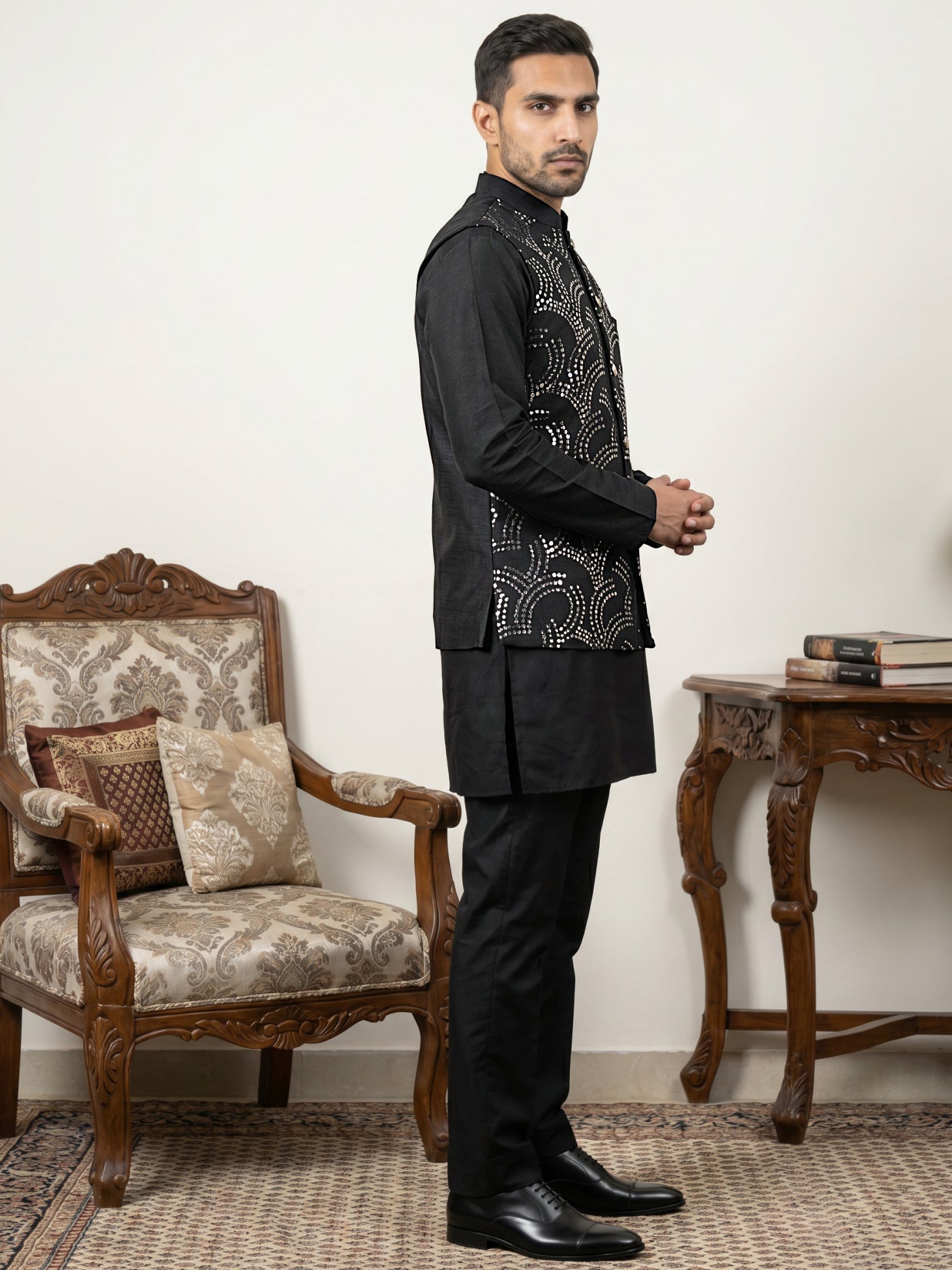DesiQlo Men Embroidered Nehru Jacket and Kurta Pyjama S - 65 3black