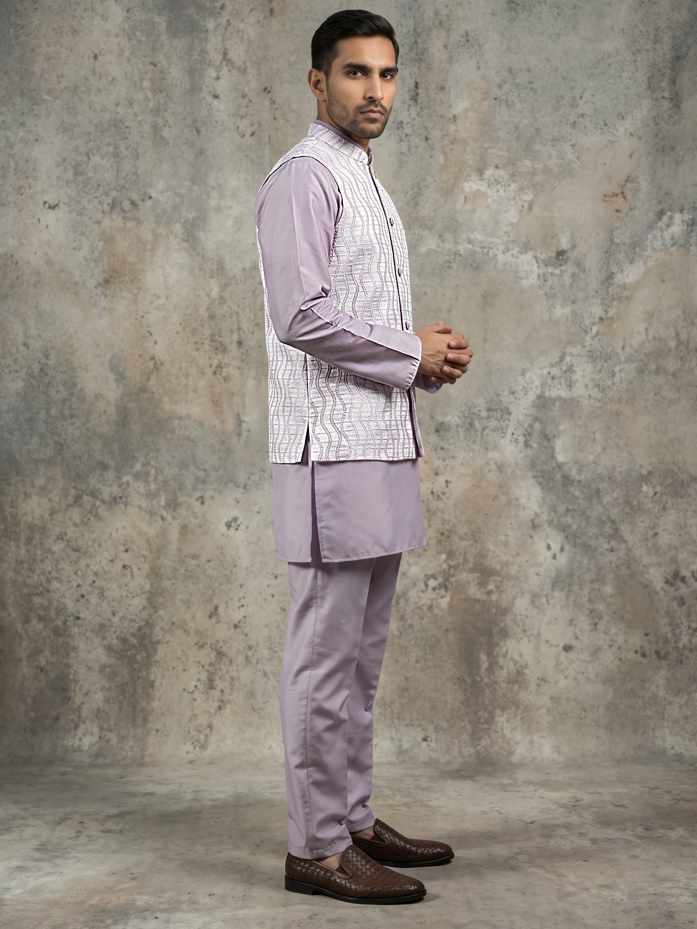 DesiQlo Men Woven Design Nehru Jacket and Kurta Pyjama  - 65KPWC_5586L