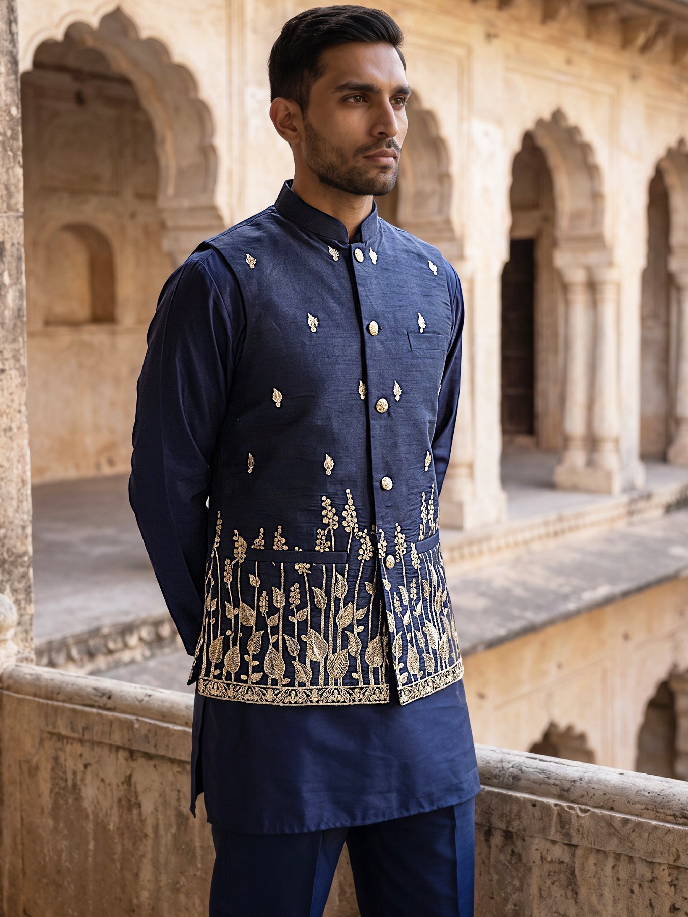DesiQlo Men Embroidered Nehru Jacket and Kurta Pyjama S - 65KPWC_5586N