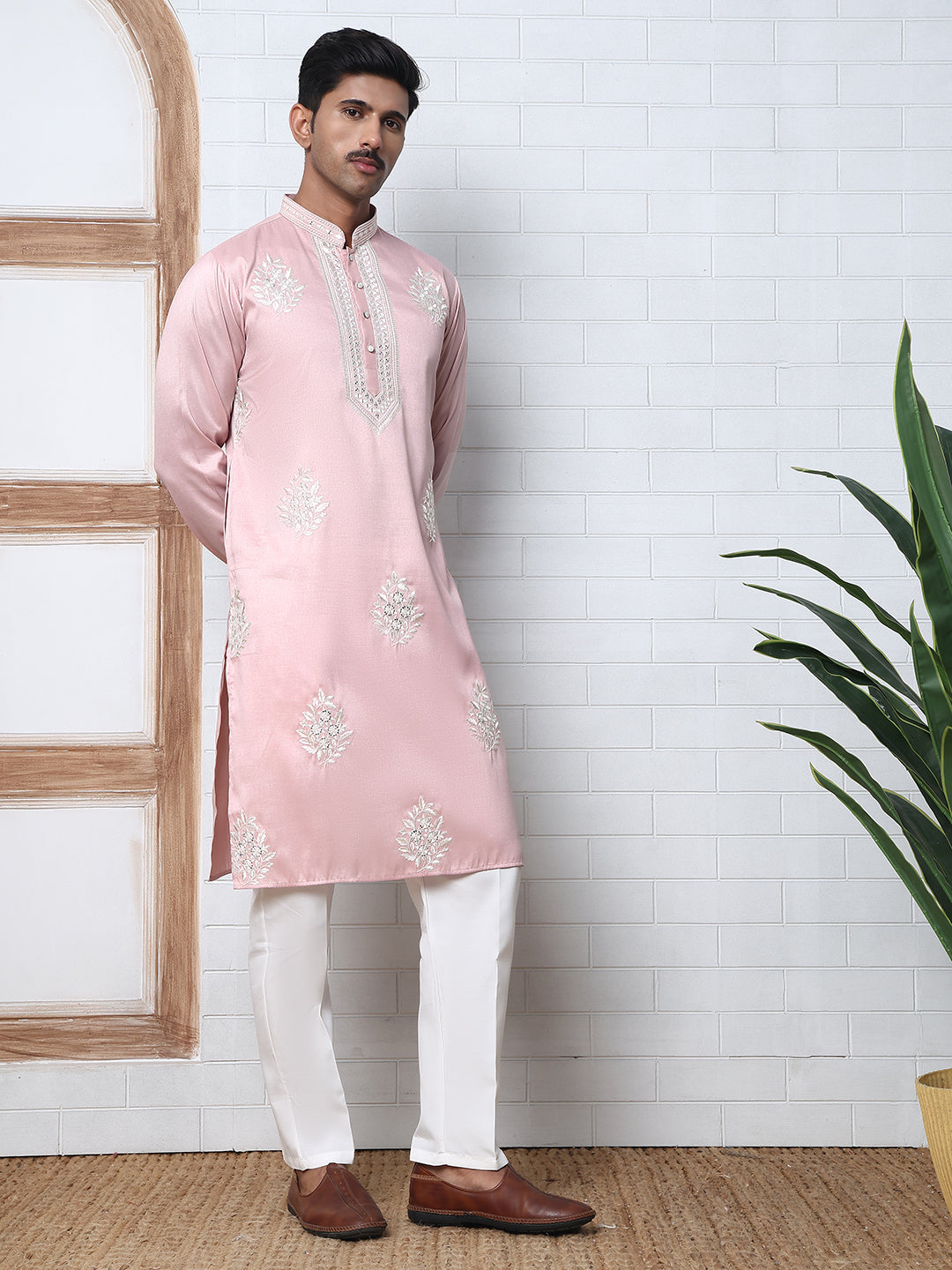DesiQlo Men Embroidered Kurta Pyjama Set - Pink - 65KP_P_5329Pink_S