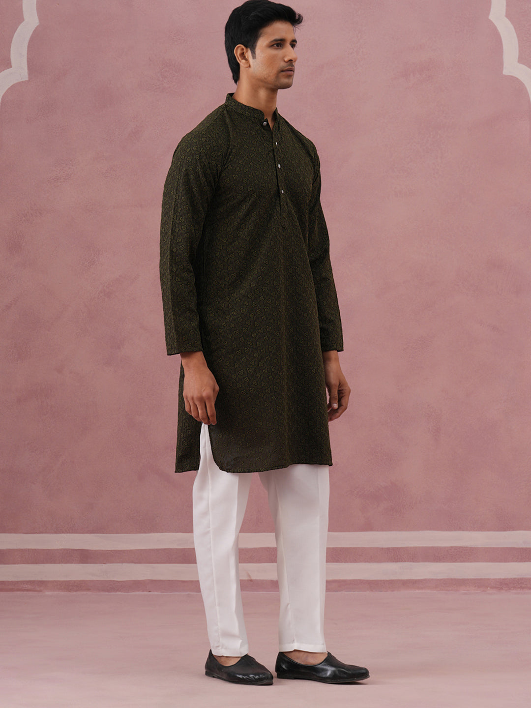 DesiQlo Men Embroidered Kurta Pyjama Set - Green - 65KP_P_5334Olive_S
