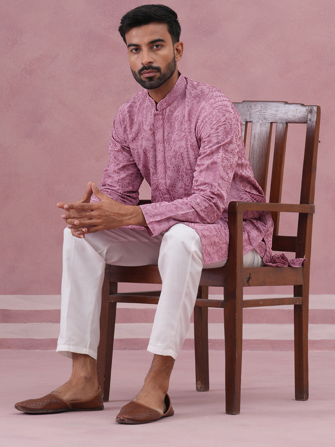 DesiQlo Men Embroidered Kurta Pyjama Set - Purple - 65KP_P_5339Lavende