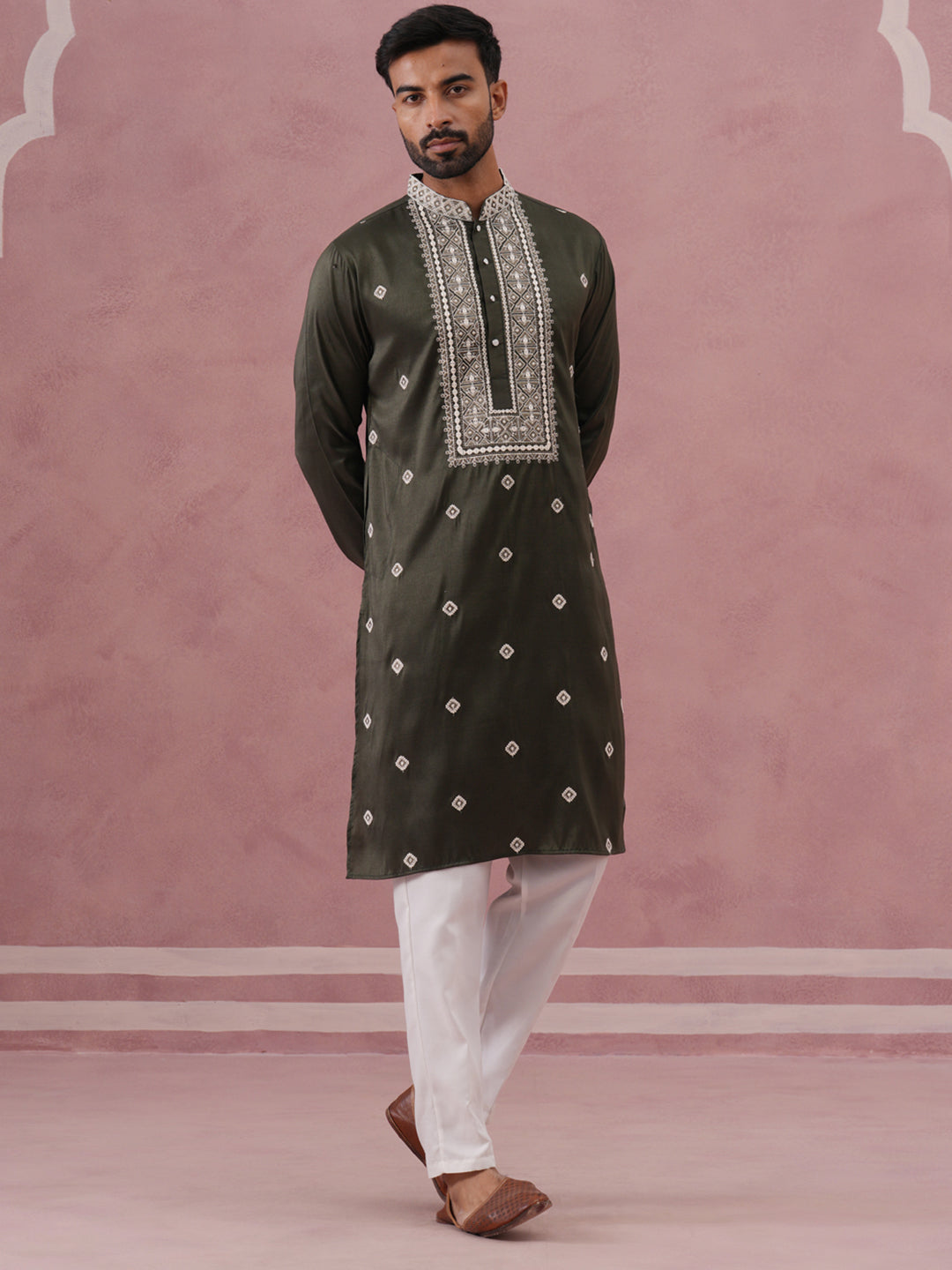 DesiQlo Men Embroidered Kurta Pyjama Set - Green - 65KP_P_5341Olive_S