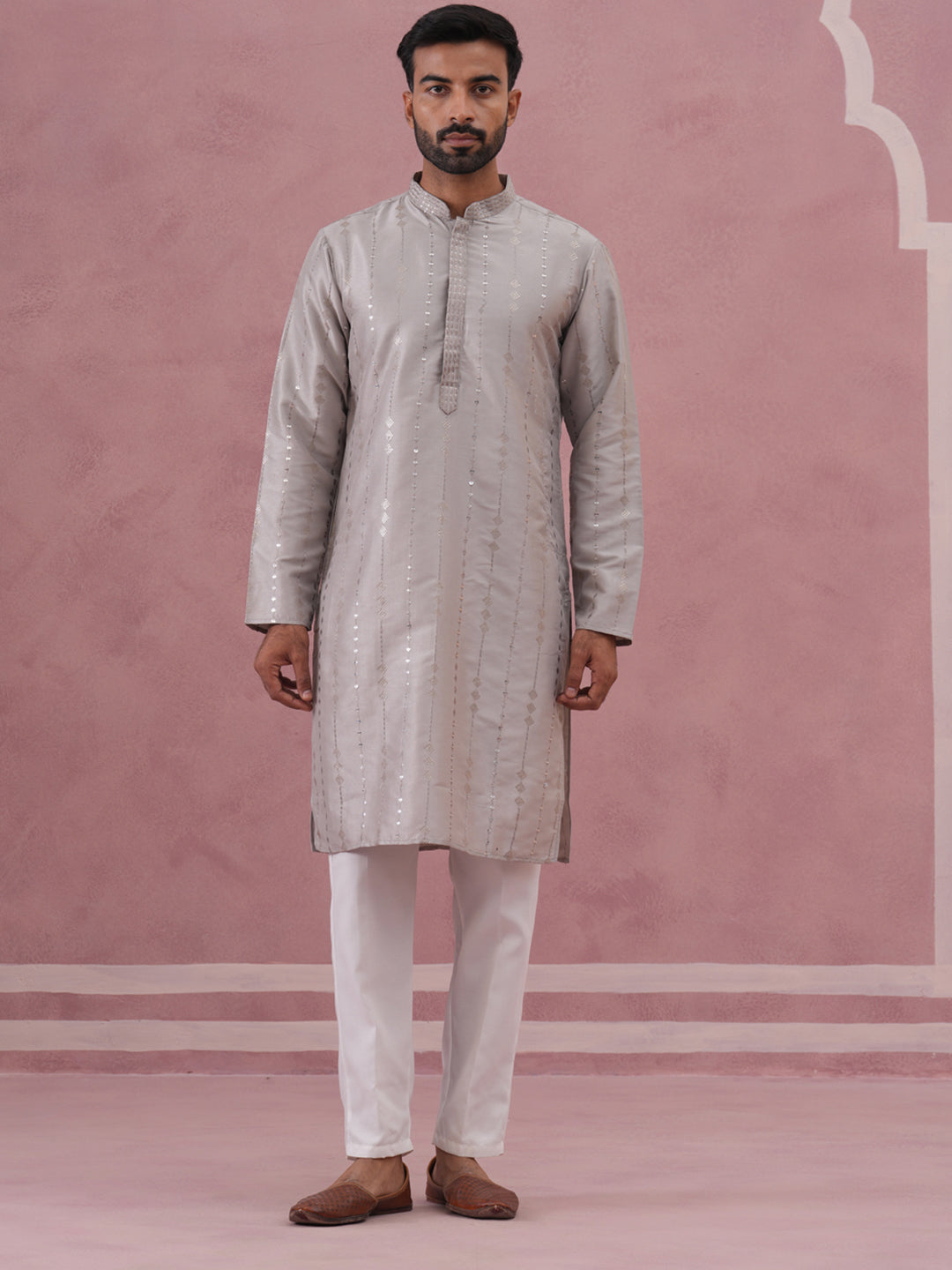 DesiQlo Men Embroidered Kurta Pyjama Set - Silver - 65KP_P_5343Silver_
