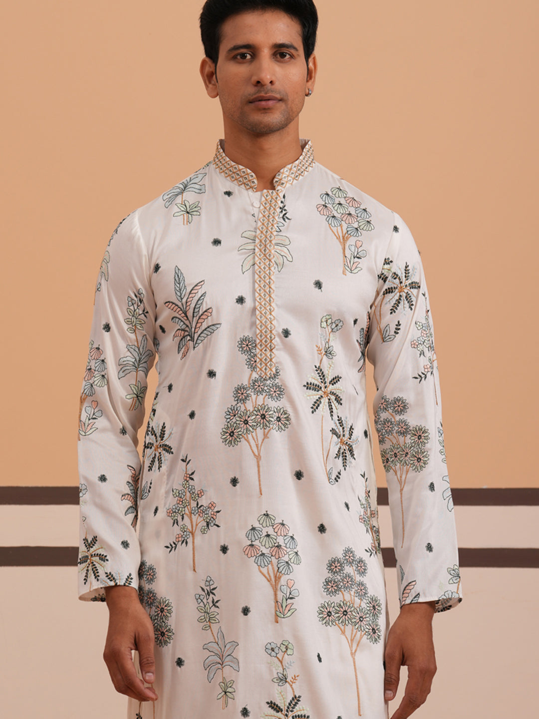 DesiQlo Men Embroidered Kurta Pyjama Set - White - 65KP_P_5344White_S