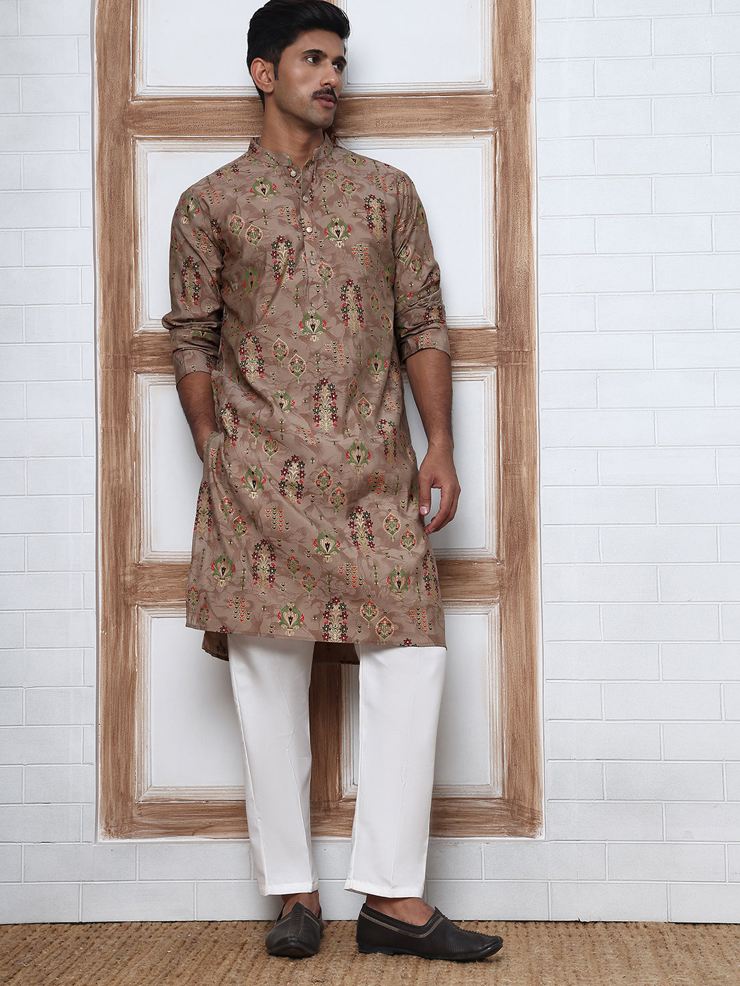 DesiQlo Men Printed Kurta Pyjama Set - Brown - 65KP_P_5348Brown_S