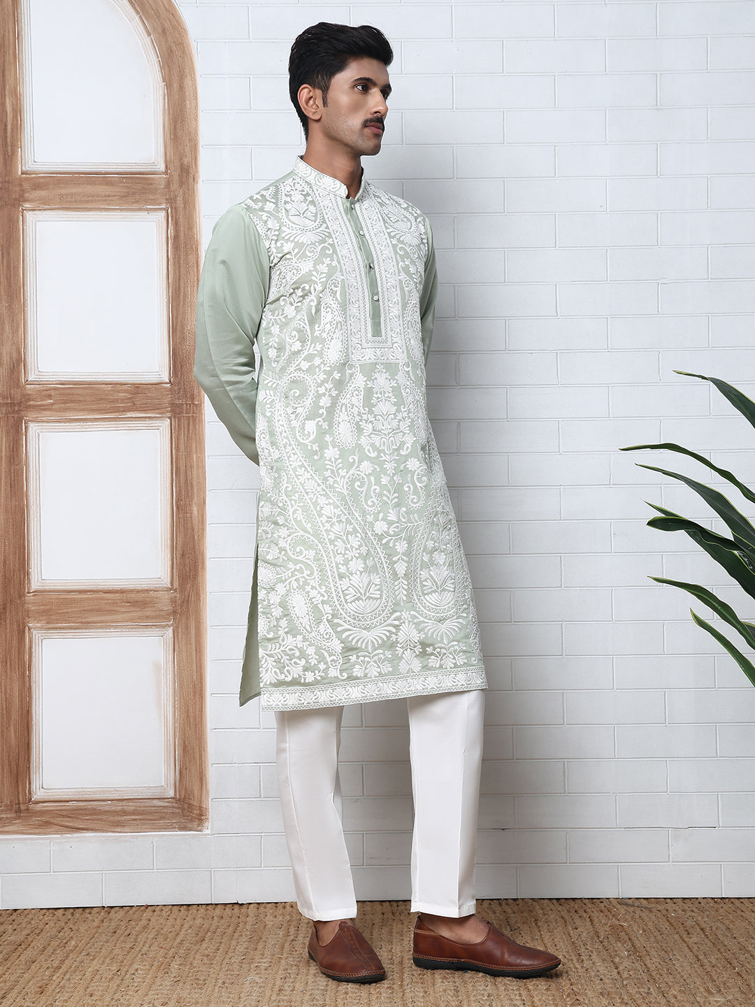 DesiQlo Men Embroidered Kurta Pyjama Set - Green - 65KP_P_5362Lime_S
