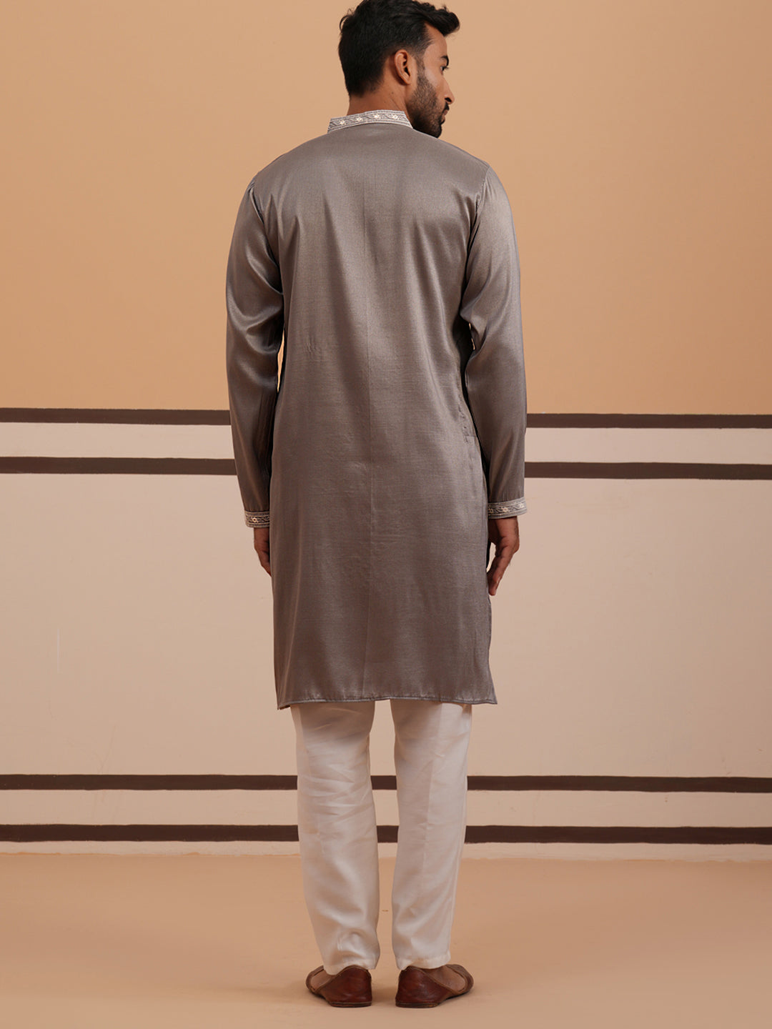 DesiQlo Men Embroidered Kurta Pyjama Set - Grey - 65KP_P_5363Grey_S