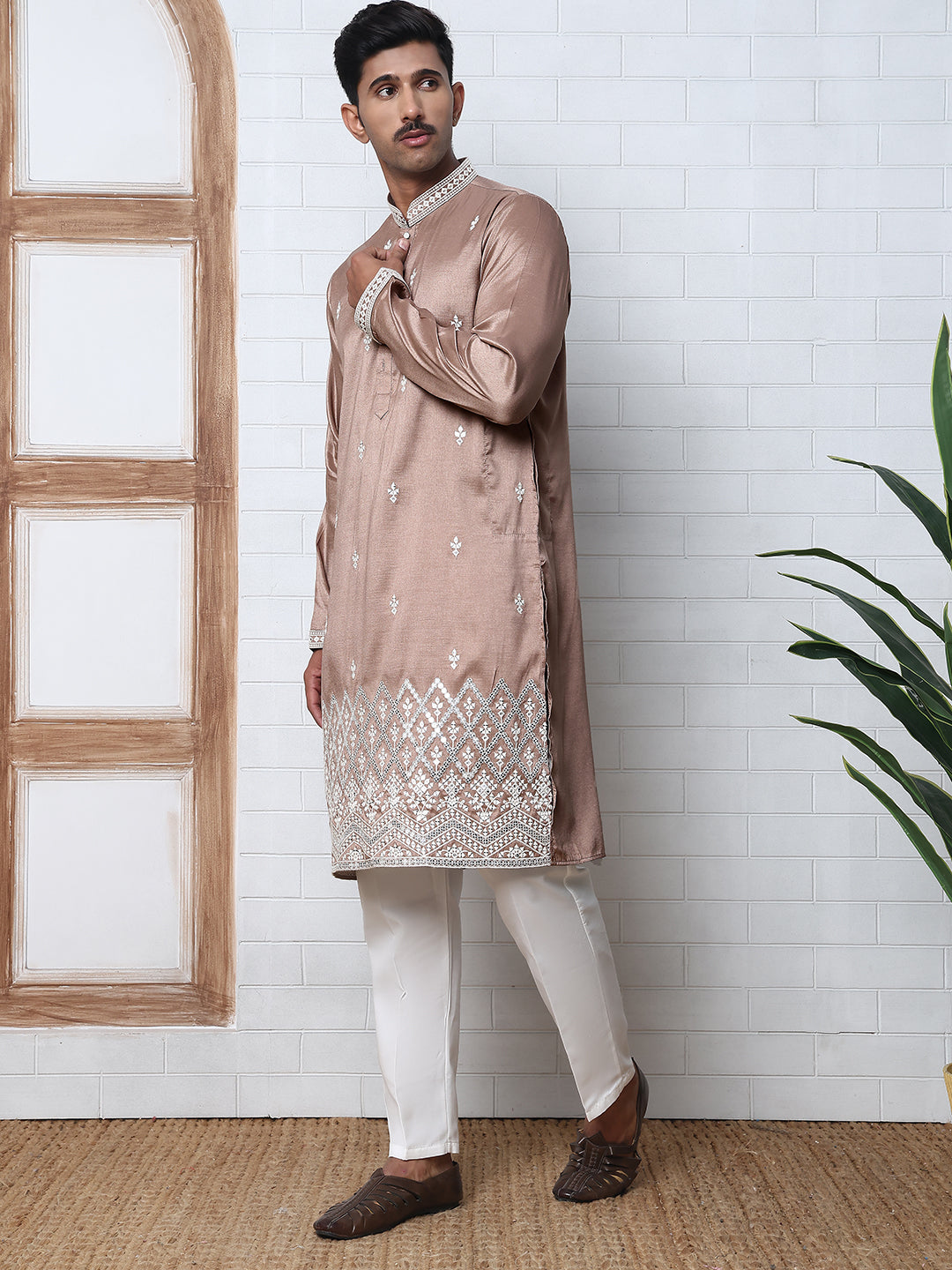 DesiQlo Men Embroidered Kurta Pyjama Set - Brown - 65KP_P_5371Brown_S