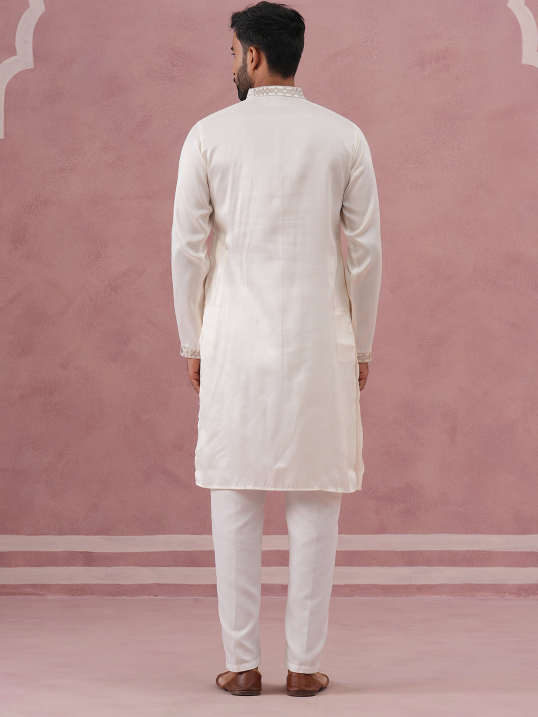 DesiQlo Men Embroidered Kurta Pyjama Set - White - 65KP_P_5373Off-Whit
