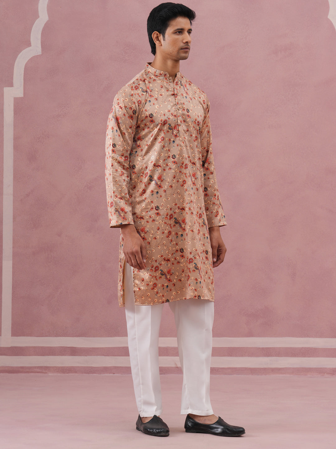 DesiQlo Men Printed Kurta Pyjama Set - Gold