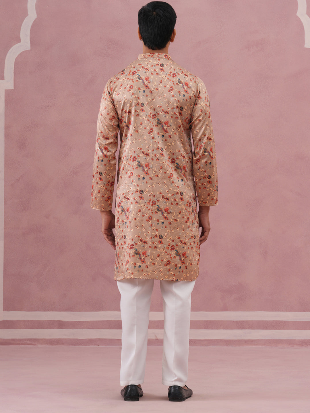 DesiQlo Men Printed Kurta Pyjama Set - Gold