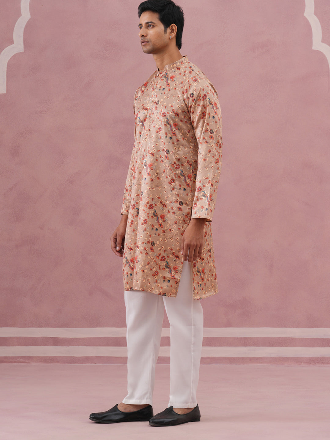 DesiQlo Men Printed Kurta Pyjama Set - Gold