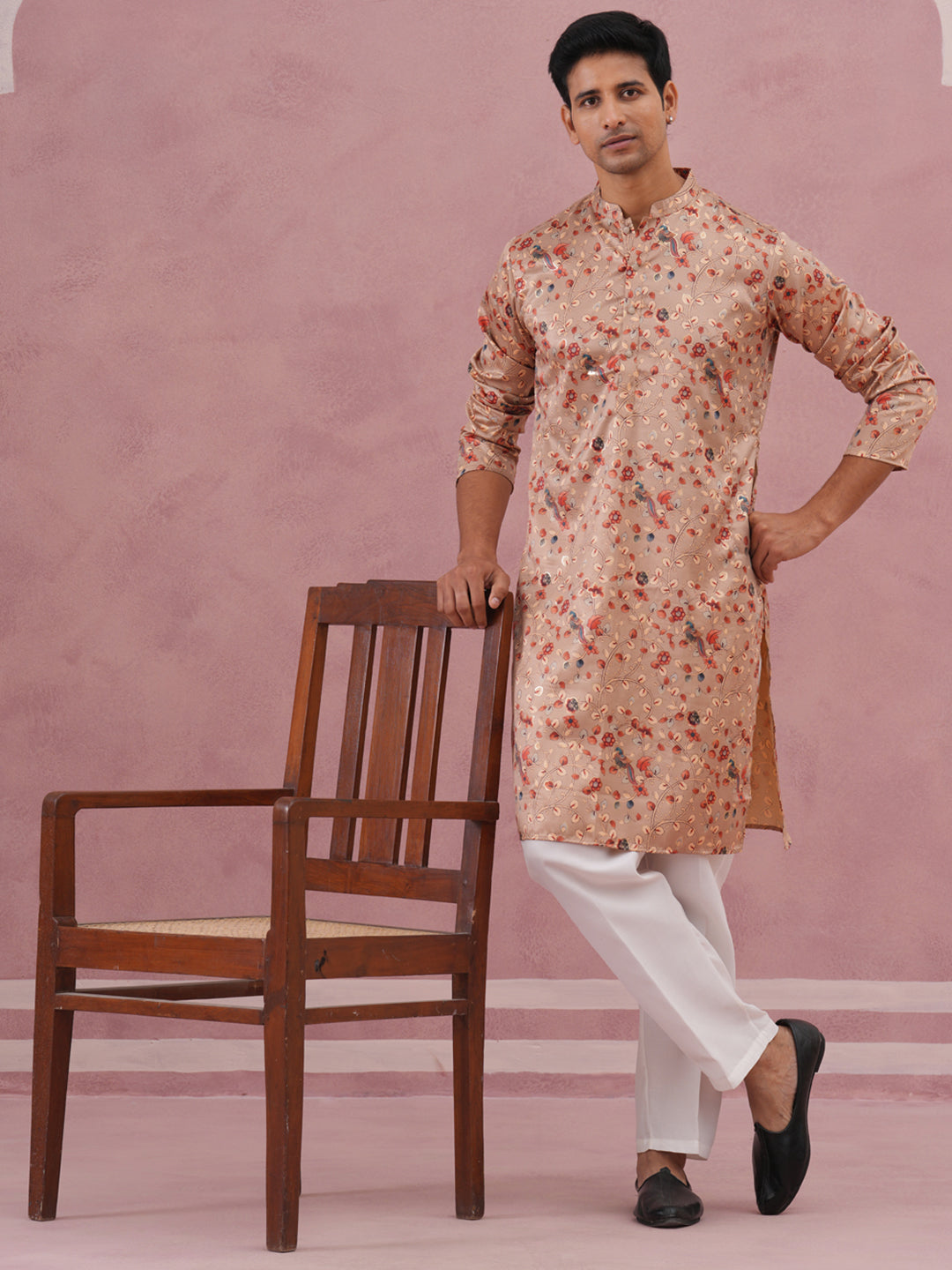 DesiQlo Men Printed Kurta Pyjama Set - Gold