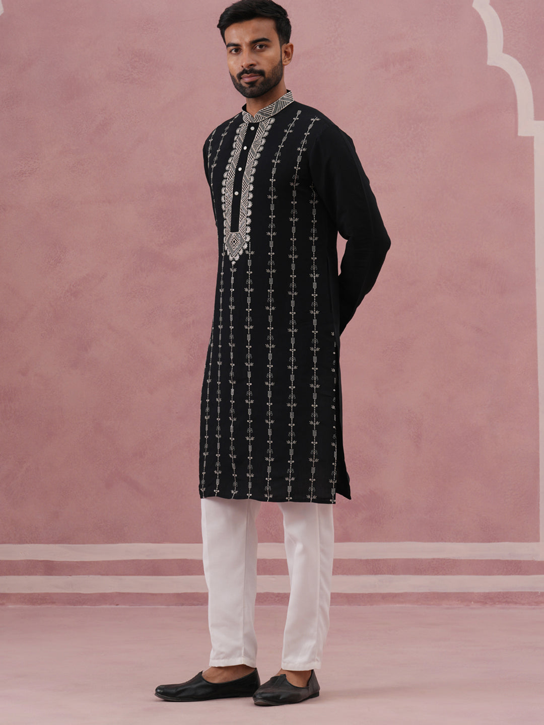 DesiQlo Men Embroidered Kurta Pyjama Set - Black - 65KP_P_5385Black_S
