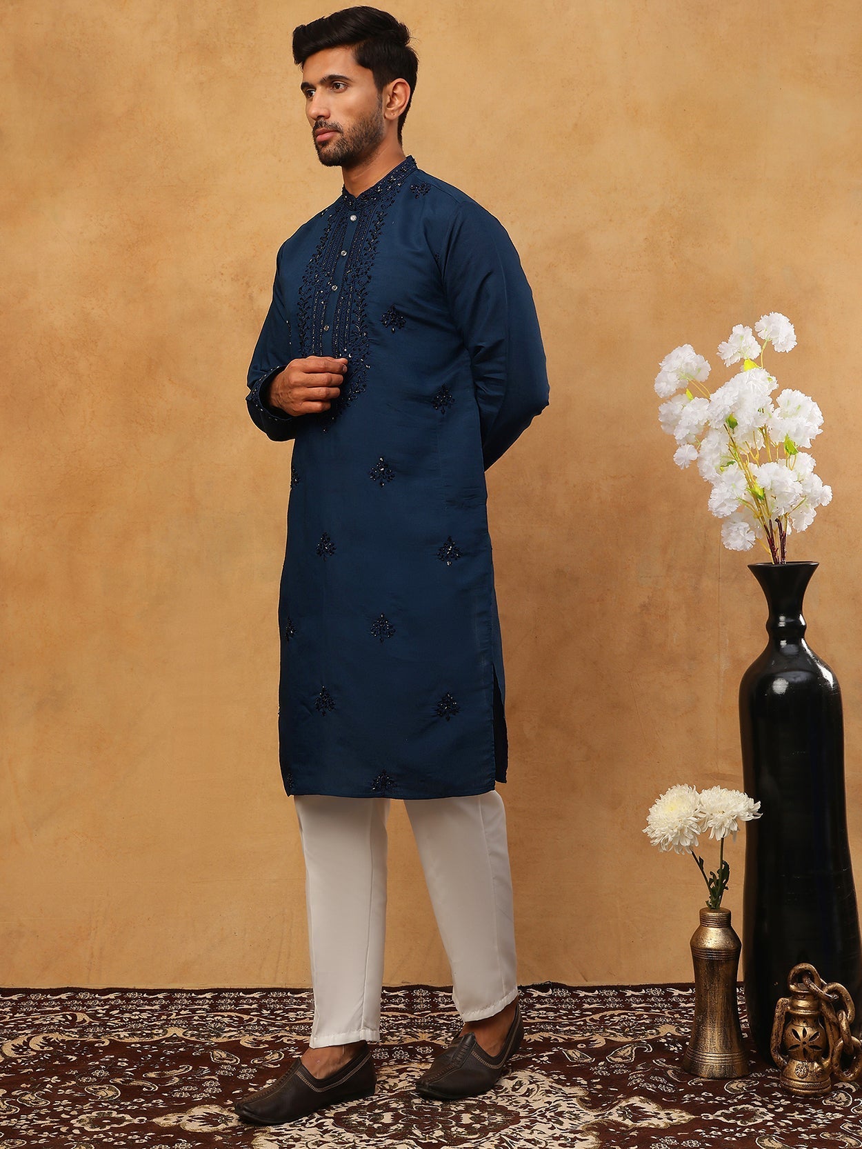 DesiQlo Men Floral Kurta Pyjama Set - Multicolor