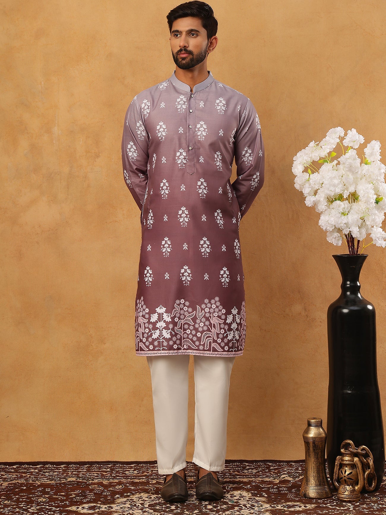 DesiQlo Men Floral Kurta Pyjama Set - Brown