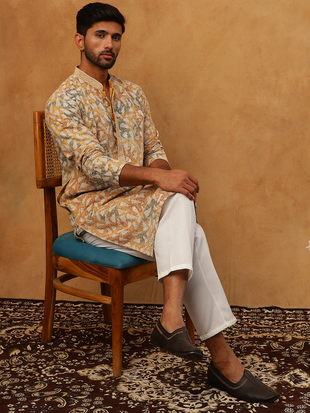DesiQlo Men Geometric Kurta Pyjama Set - Yellow