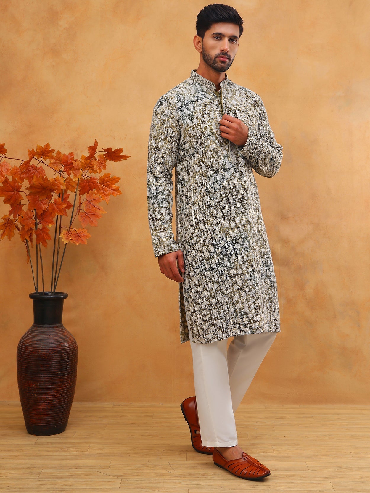 DesiQlo Men Geometric Kurta Pyjama Set - Green - 65KP_5406Olive_S