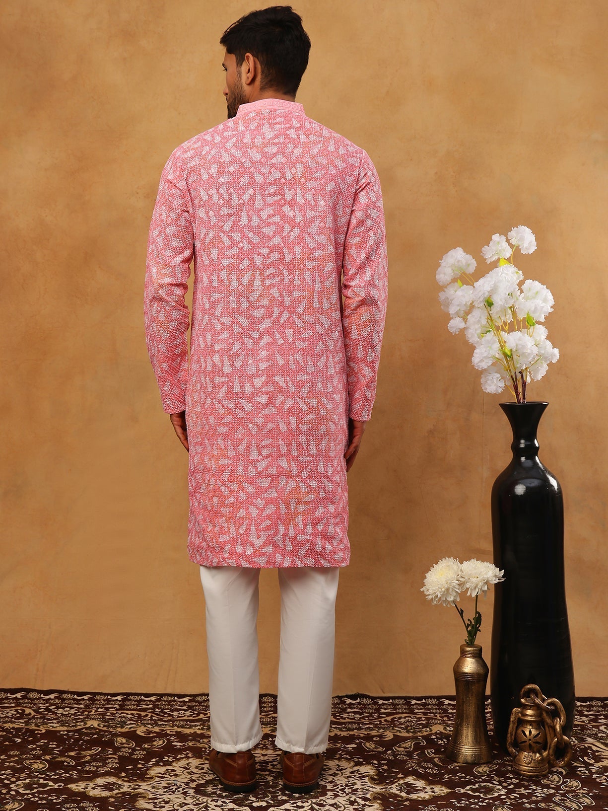 DesiQlo Men Geometric Kurta Pyjama Set - Pink