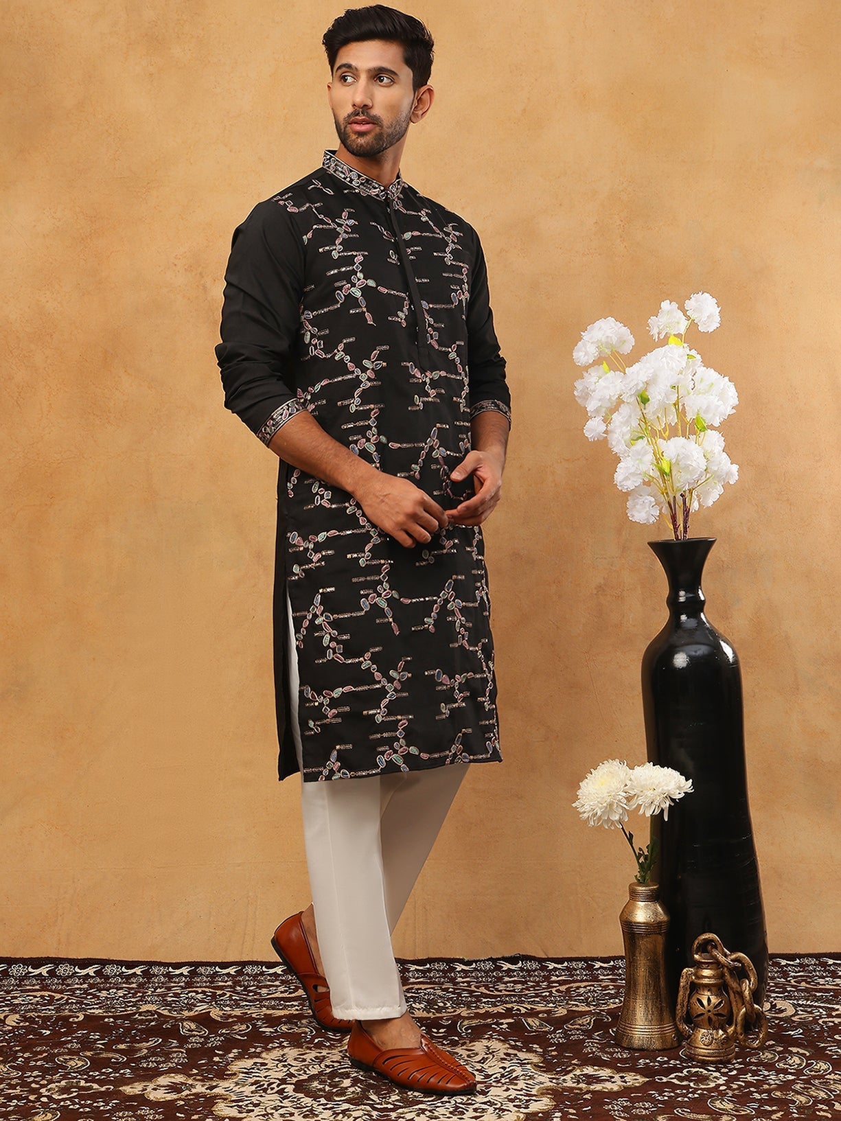 DesiQlo Men Abstract Kurta Pyjama Set - Black