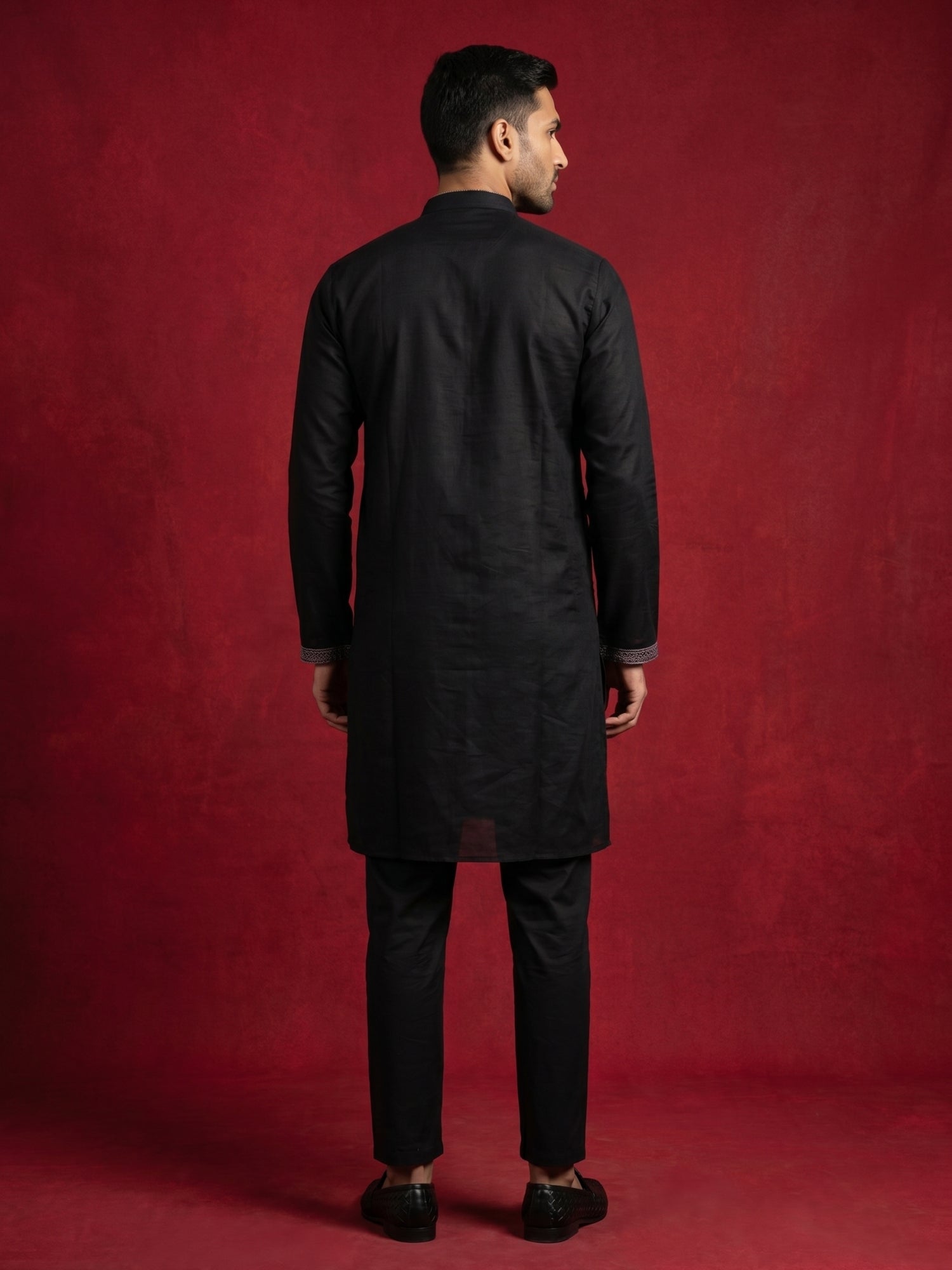 DesiQlo Men Embroidered Kurta Pyjama Set - Black - 65KP_B-P_5418Black_