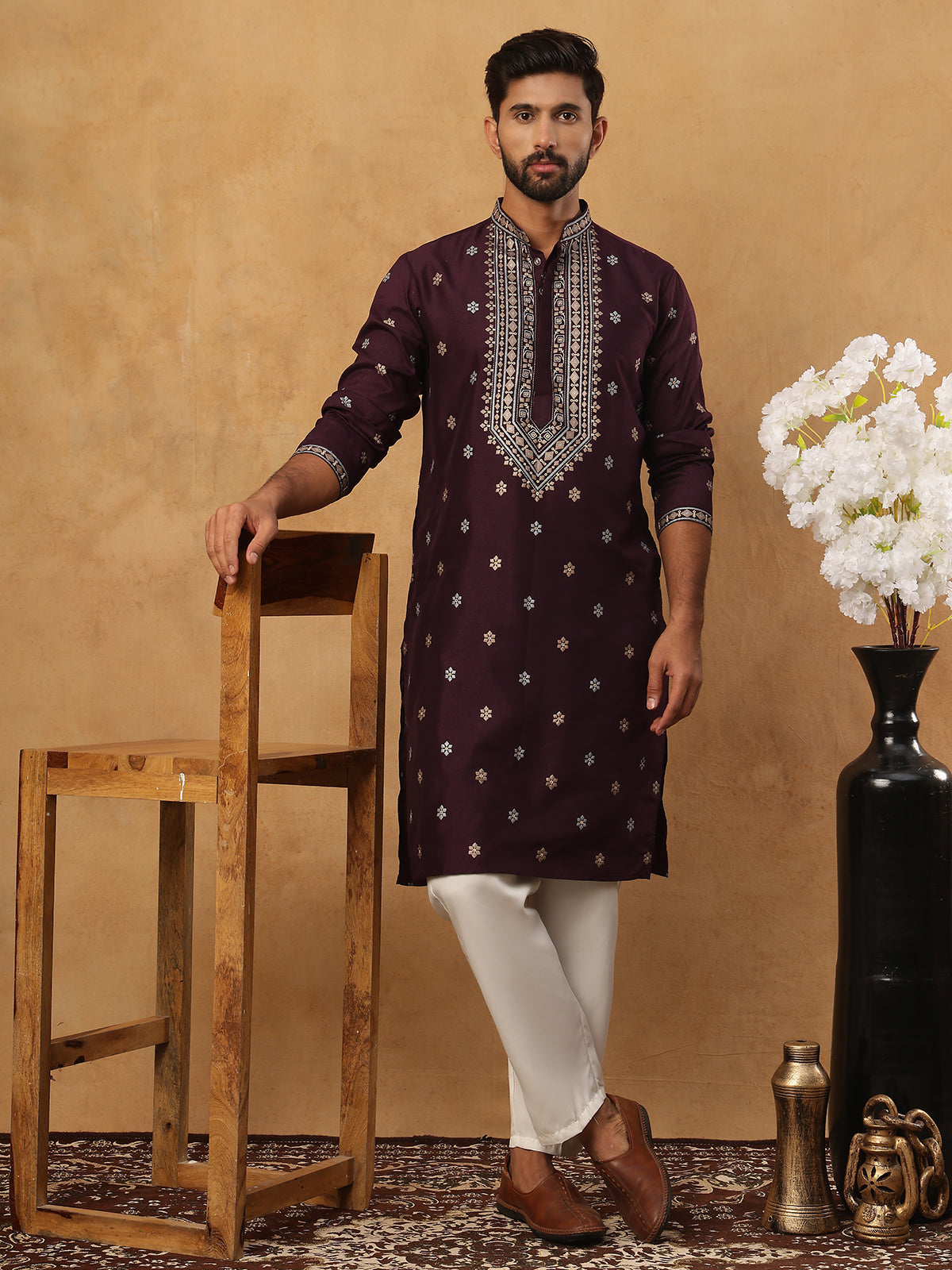 DesiQlo Men Geometric Kurta Pyjama Set - Purple