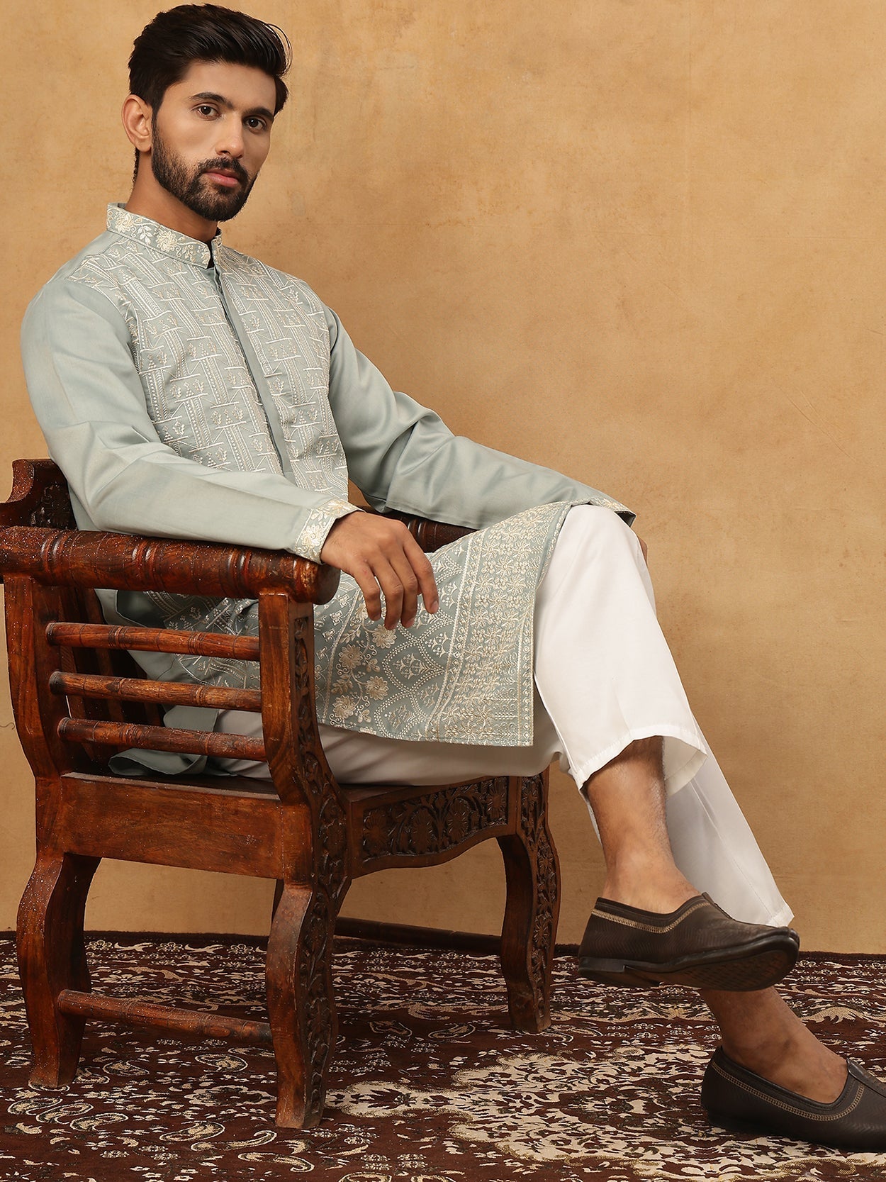 DesiQlo Men Geometric Kurta Pyjama Set - Green - 65KP_5427Rama_S
