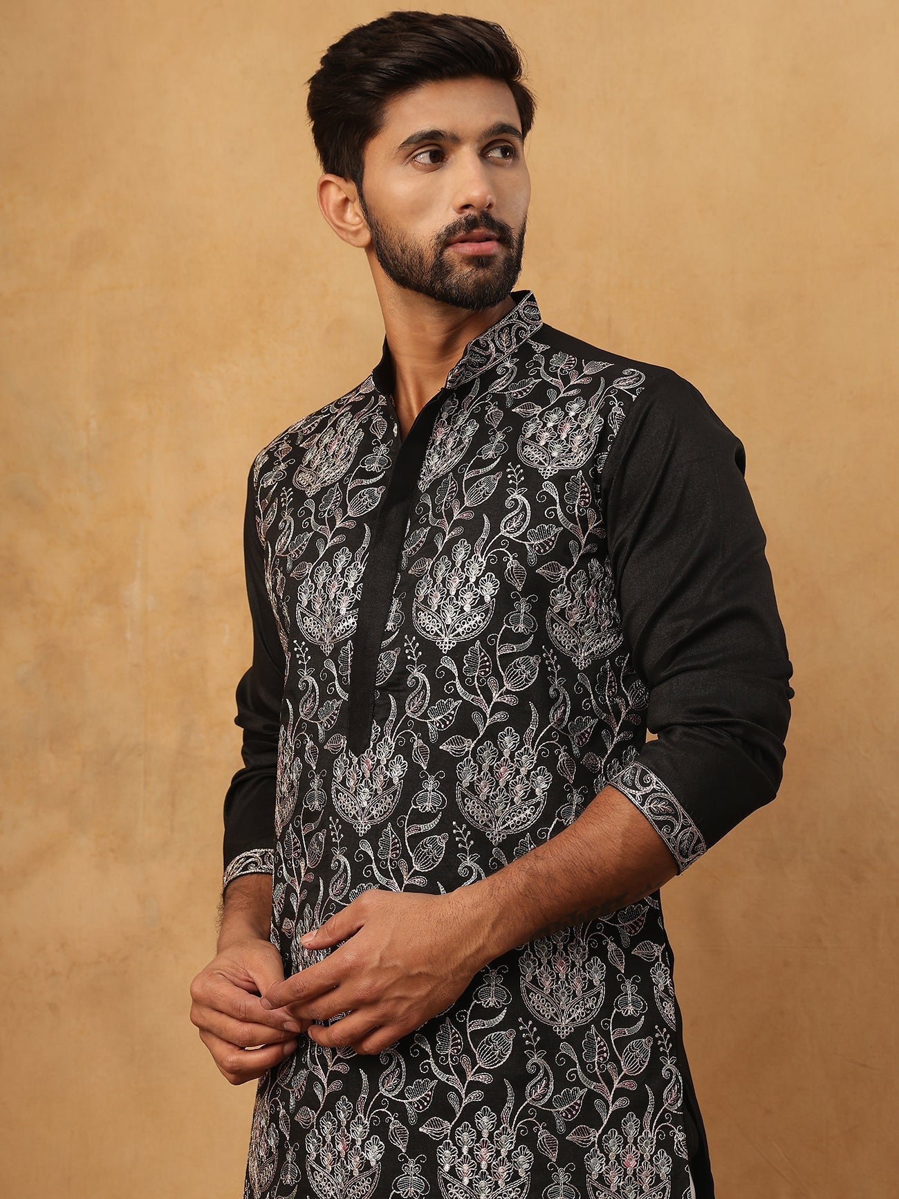 DesiQlo Men Floral Kurta Pyjama Set - Black - 65KP_5435Black_S