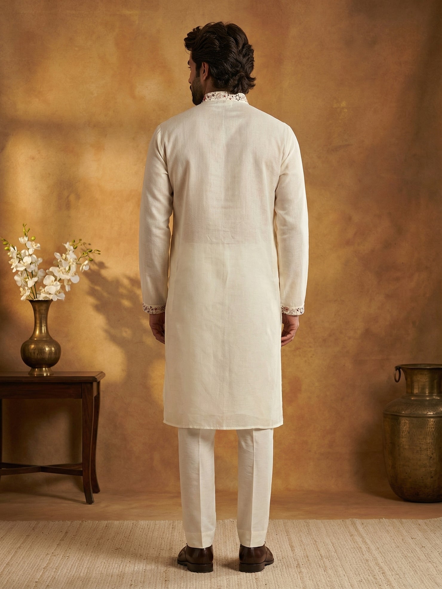 DesiQlo Men Embroidered Kurta Pyjama Set - White - 65KP_P_5450White_S