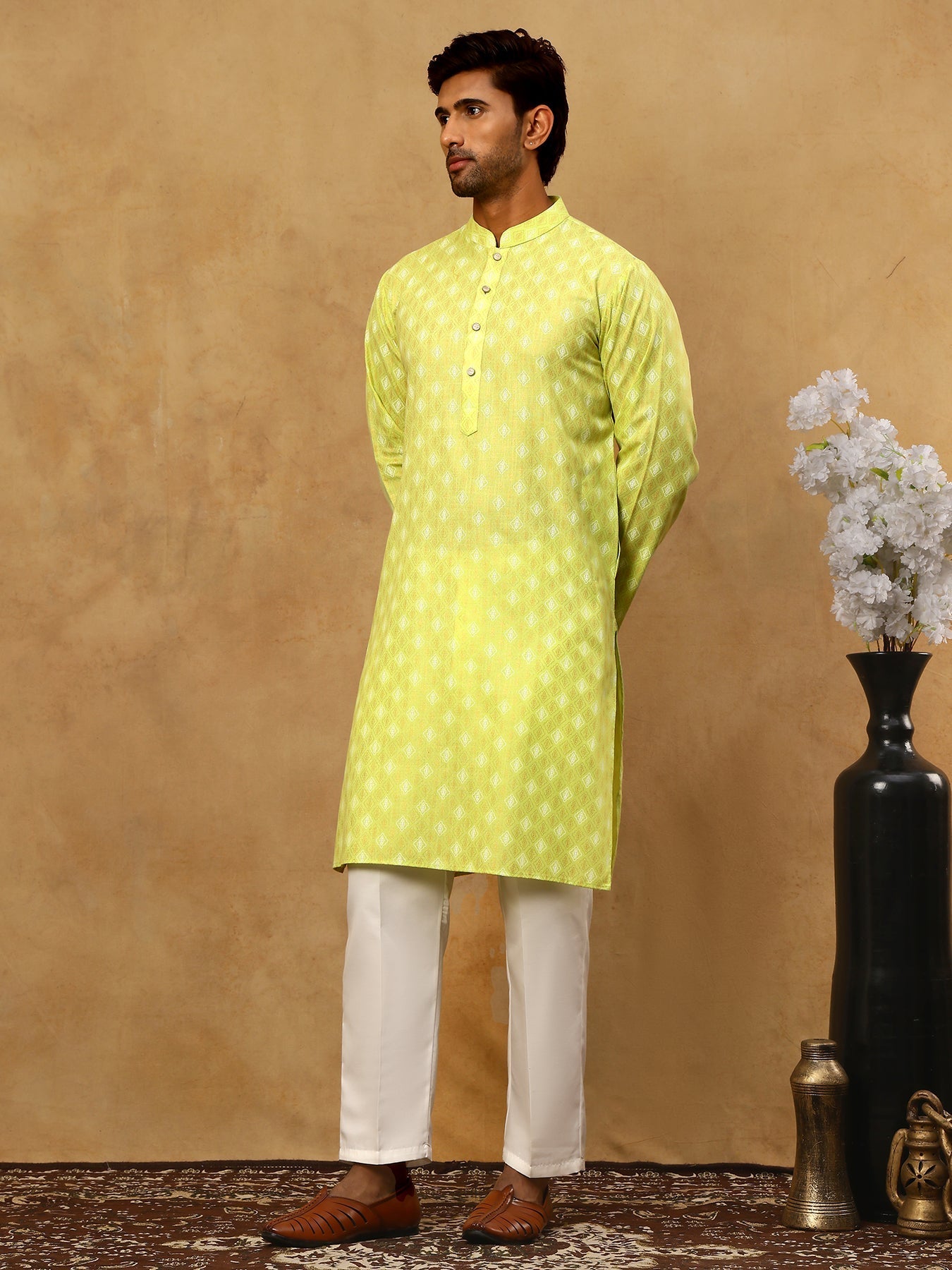 DesiQlo Men Printed Kurta Pyjama Set - Green - 65KP_P_5459Green_S