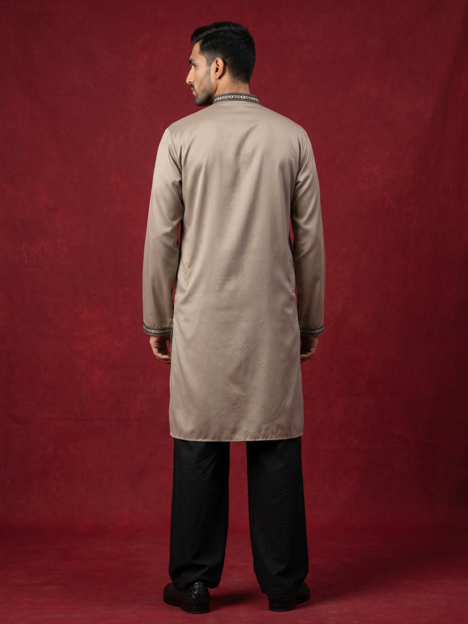 DesiQlo Men Embroidered Kurta Pyjama Set - Brown - 65KP_PJ11B_5468Brow