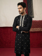 Men Japanese Black Embroidered Kurta Set ( 65KP B-P 5504Black S )