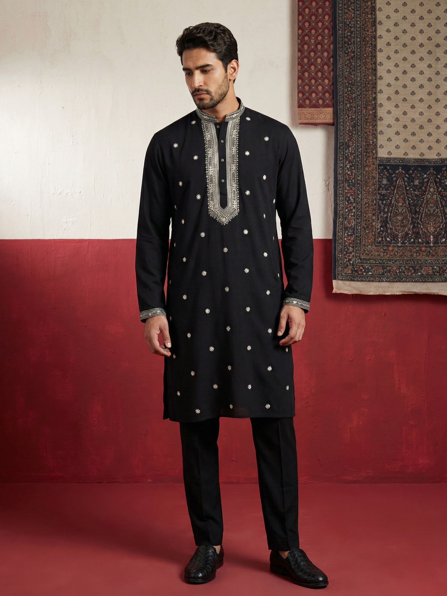 DesiQlo Men Embroidered Kurta Pyjama Set - Black - 65KP_B-P_5504Black_