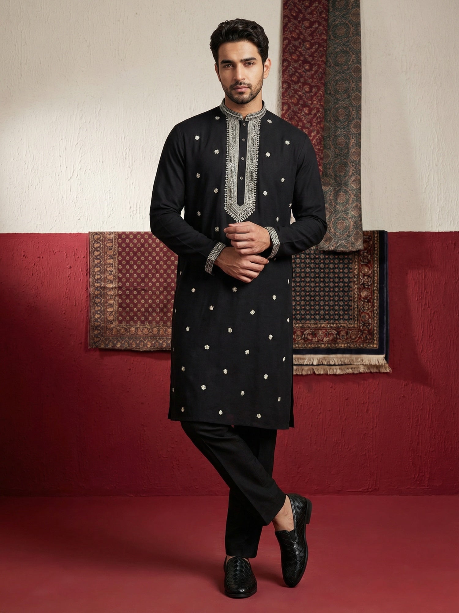 DesiQlo Men Embroidered Kurta Pyjama Set - Black - 65KP_B-P_5504Black_