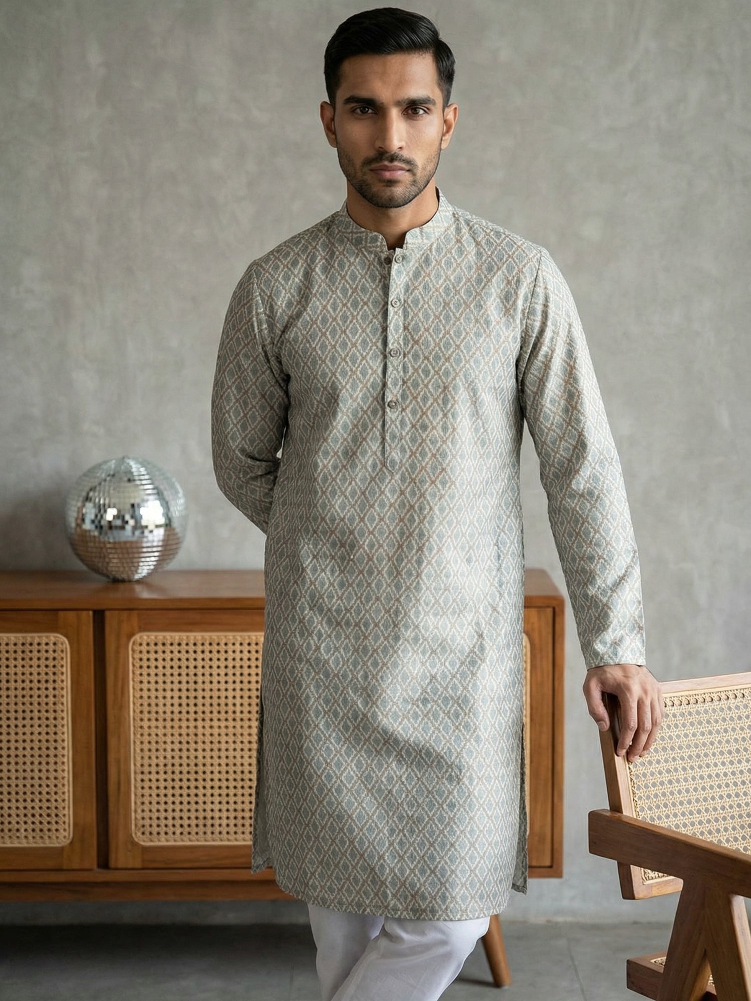 DesiQlo Men Printed Kurta Pyjama Set - White - 65KP_P_5523Off-White_S