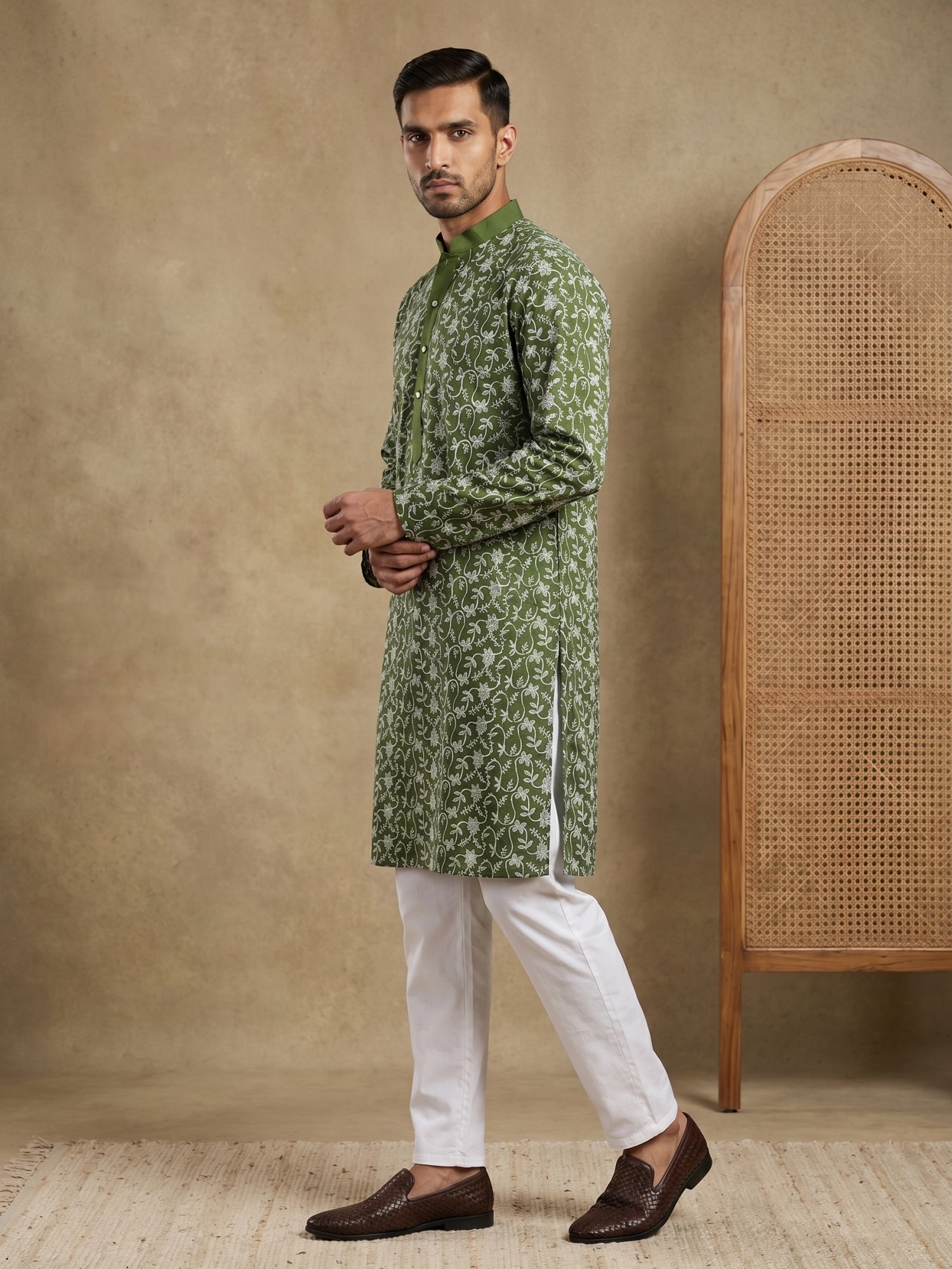 DesiQlo Men Embroidered Kurta Pyjama Set - Green - 65KP_P_5533Olive_S