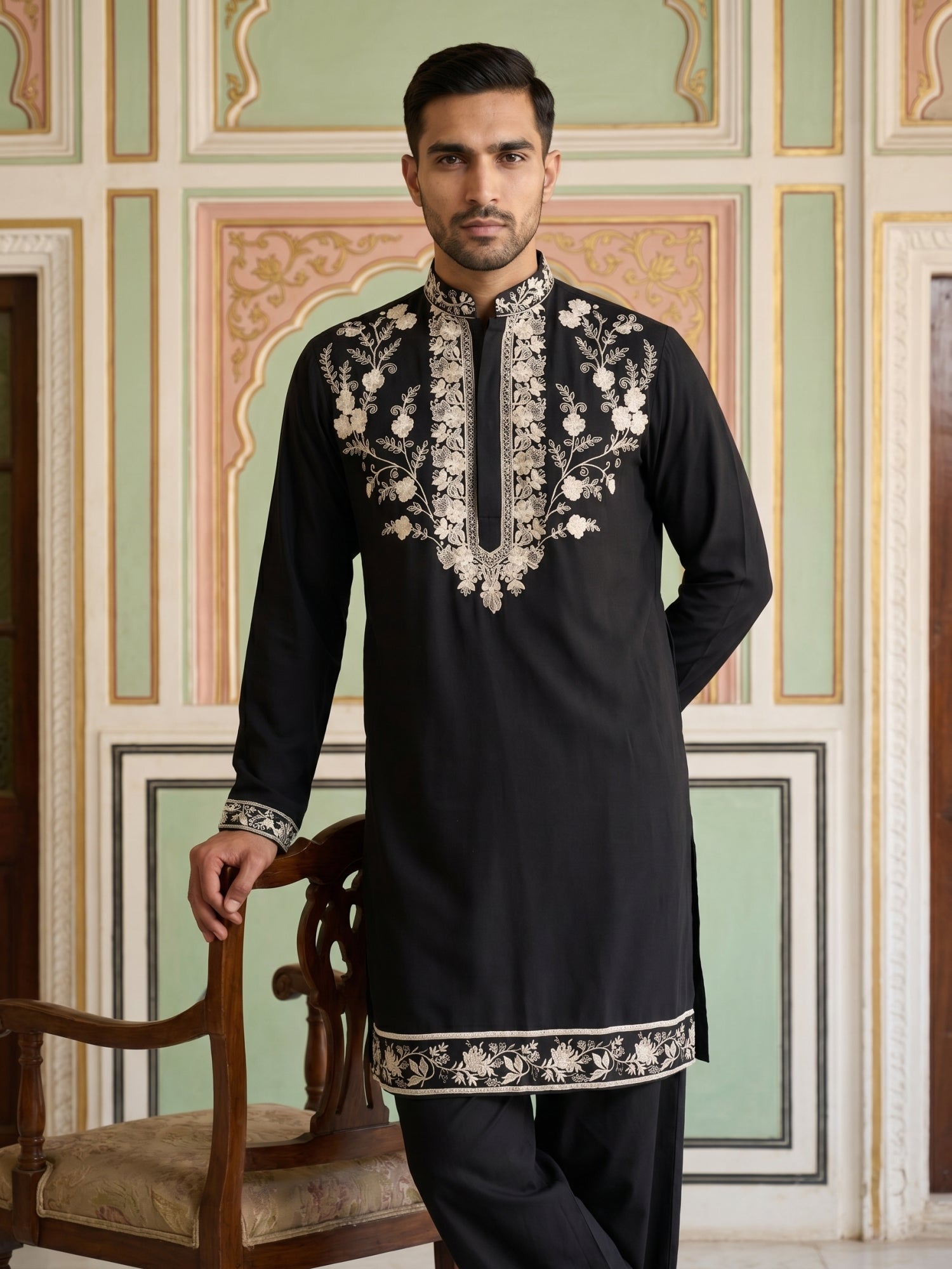 DesiQlo Men Embroidered Kurta Pyjama Set - Black - 65KP_PJ11B_5544Blac
