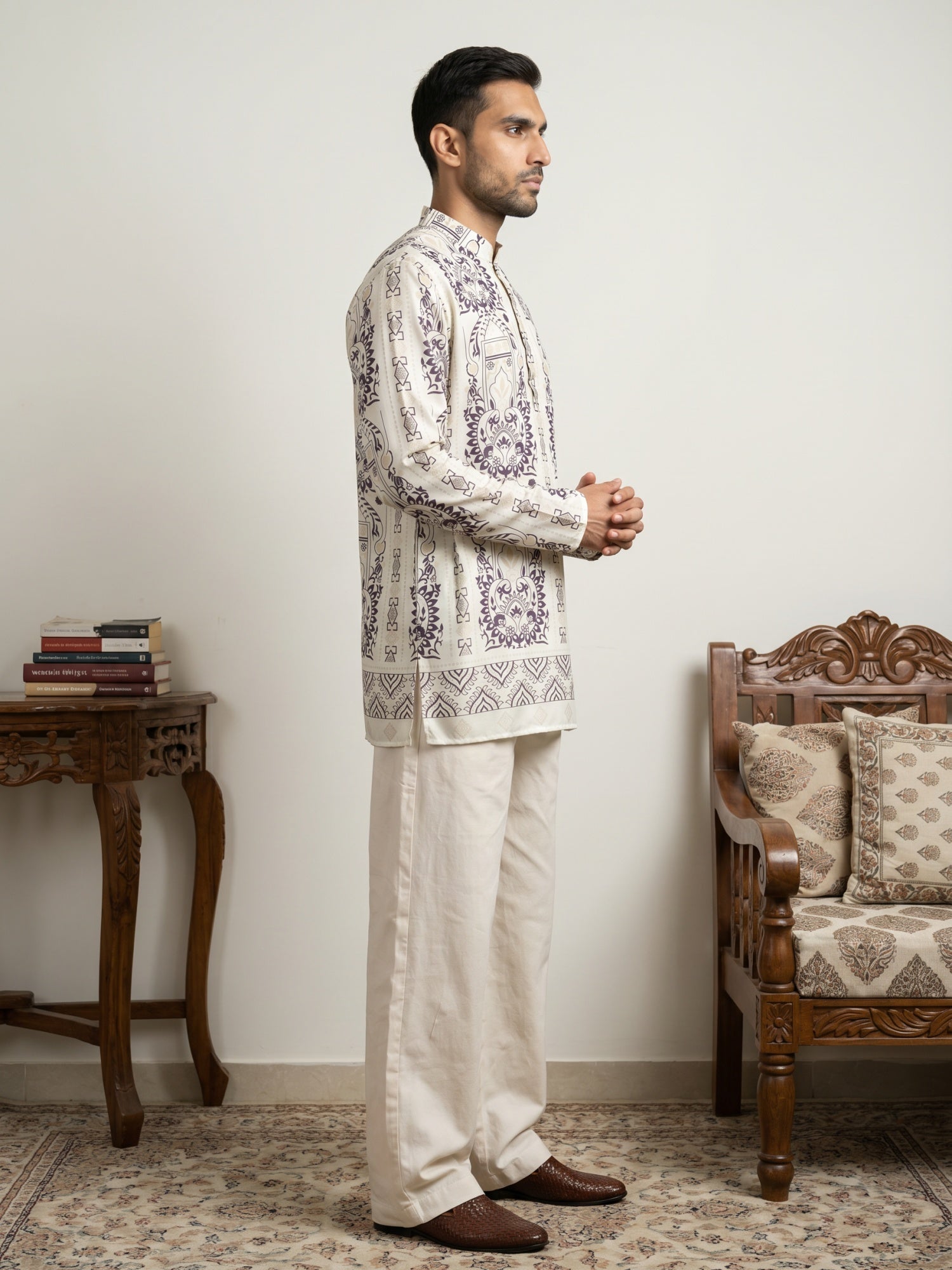 DesiQlo Men Printed Kurta Pyjama Set - White - 65KP_PJ11W_5573White_S
