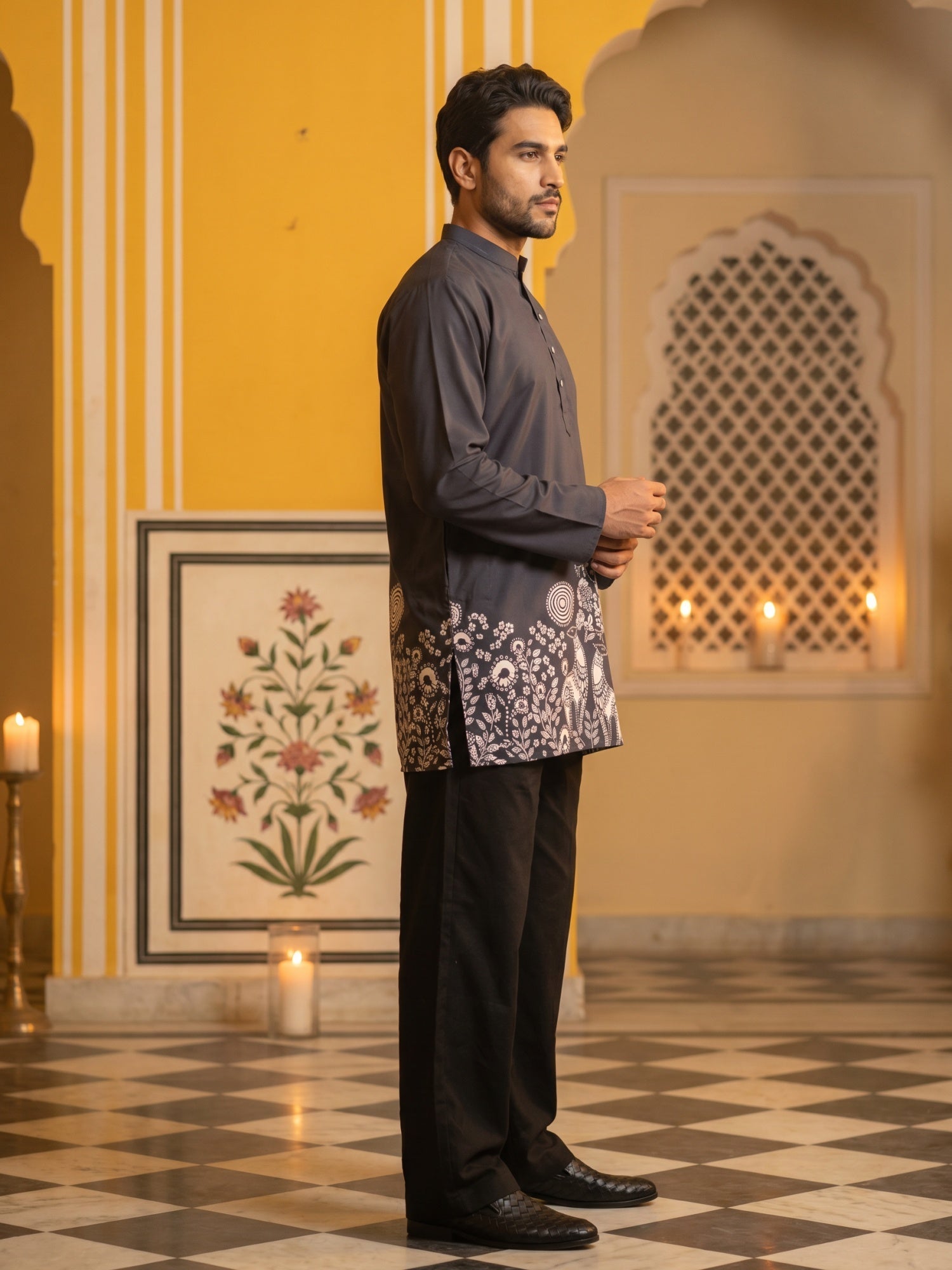 DesiQlo Men Printed Kurta Pyjama Set - Black - 65KP_PJ11B_5582Black_S