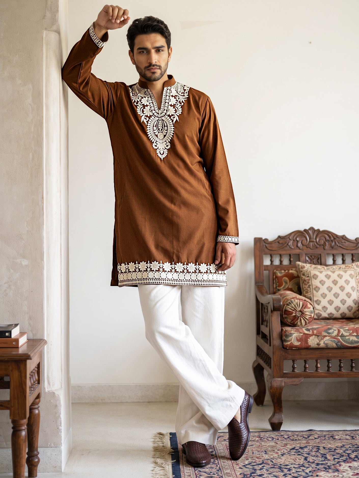 DesiQlo Men Embroidered Kurta Pyjama Set - Brown