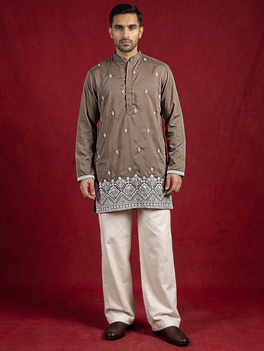 DesiQlo Men Embroidered Kurta Pyjama Set - Brown - 65KP_PJ11W_5611Brow