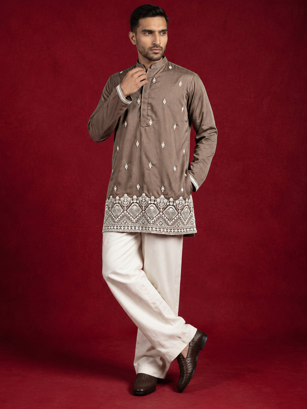 DesiQlo Men Embroidered Kurta Pyjama Set - Brown - 65KP_PJ11W_5611Brow