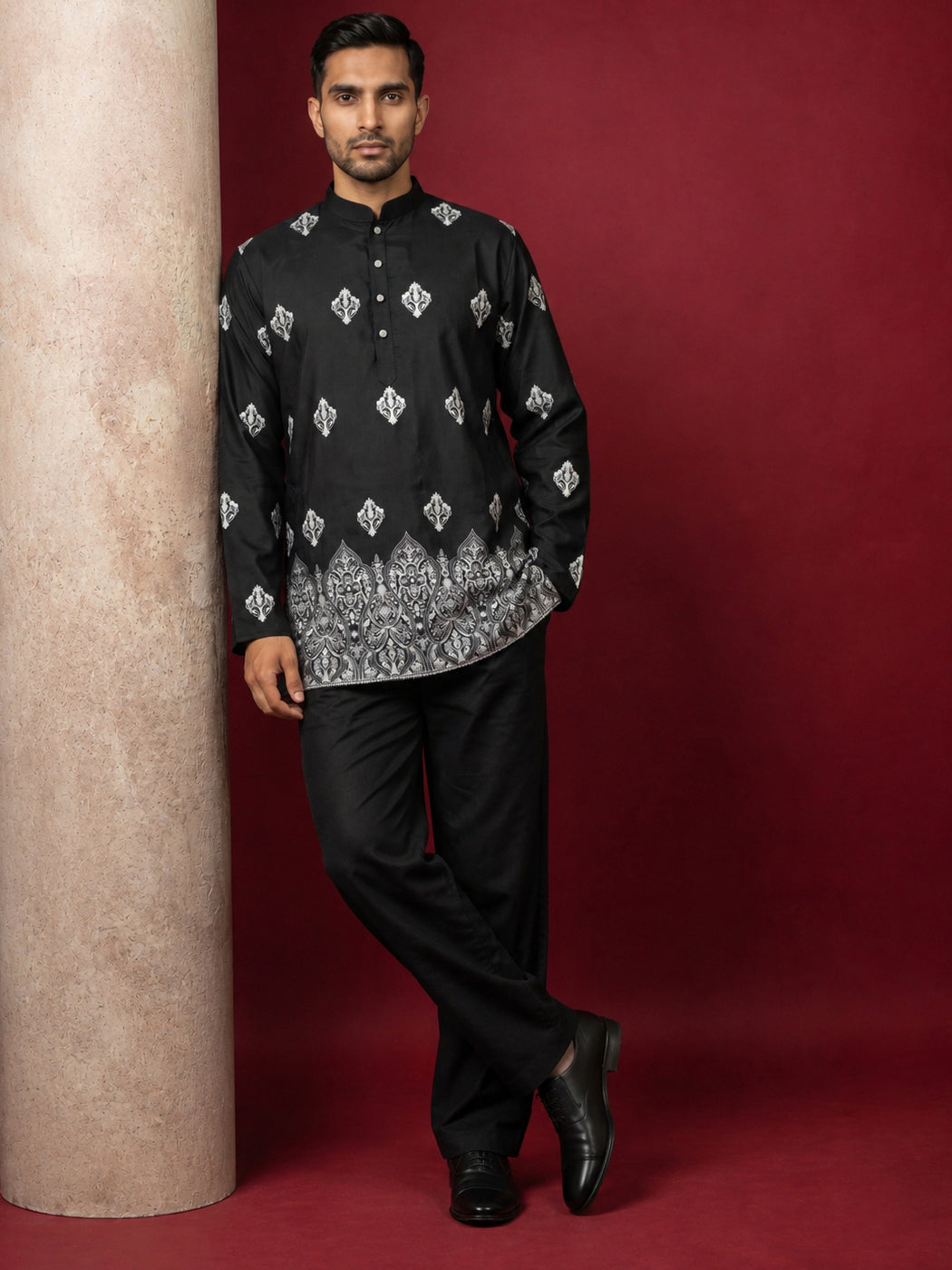 DesiQlo Men Printed Kurta Pyjama Set - Black