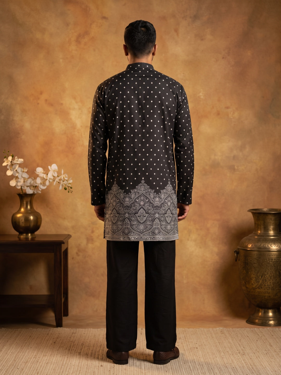 DesiQlo Men Printed Kurta Pyjama Set - Black - 65KP_PJ11B_5622Black_S